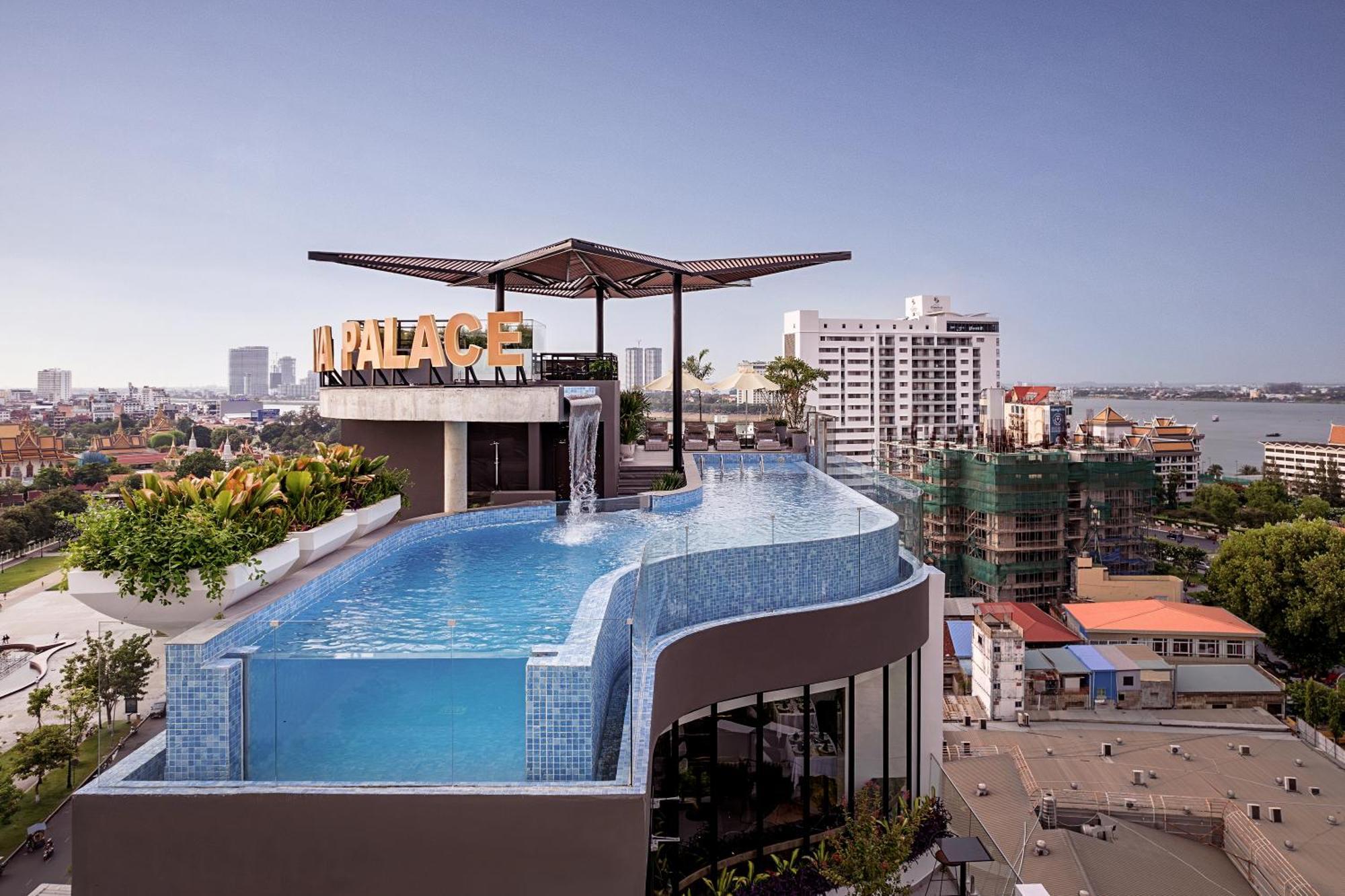 Chaiya Palace Hotel Phnom-Penh Buitenkant foto