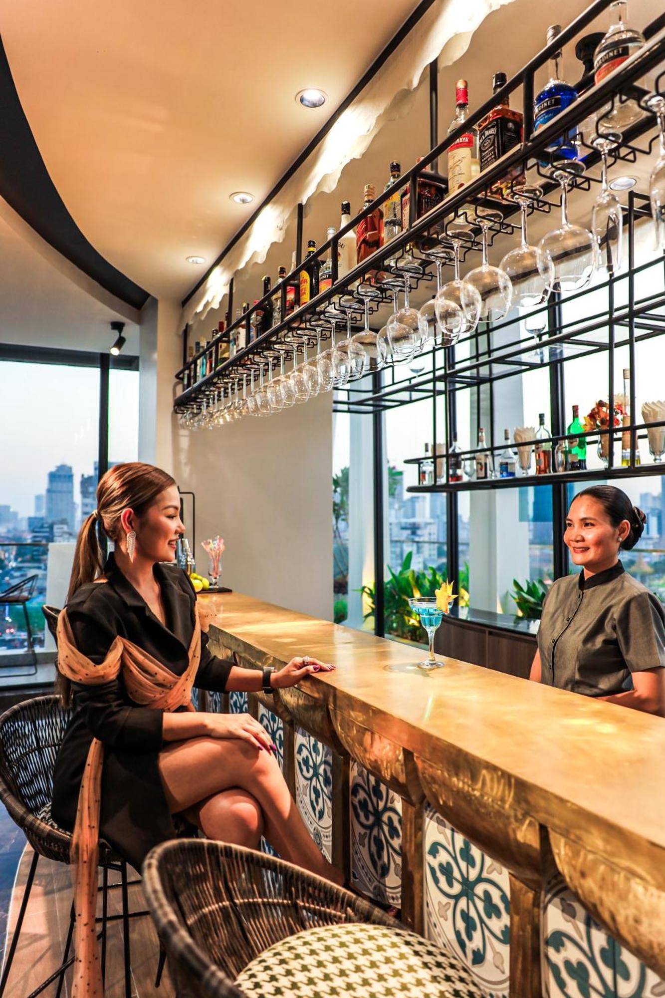 Chaiya Palace Hotel Phnom-Penh Buitenkant foto