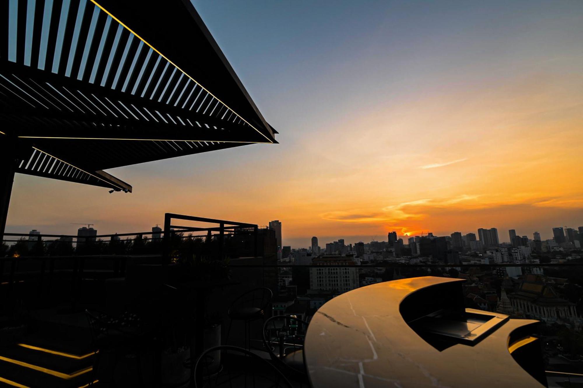 Chaiya Palace Hotel Phnom-Penh Buitenkant foto