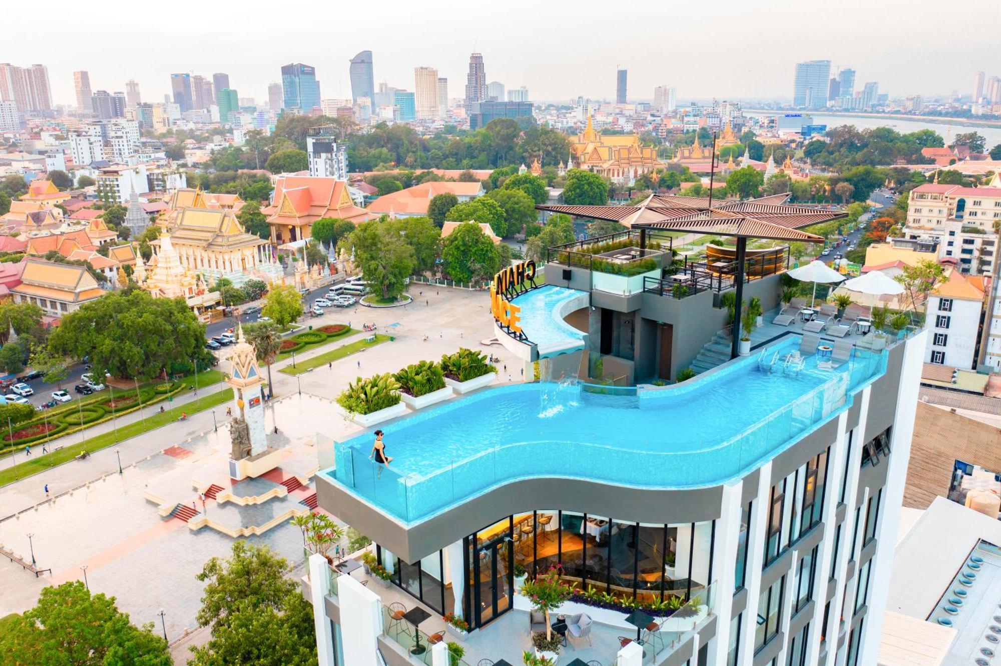Chaiya Palace Hotel Phnom-Penh Buitenkant foto